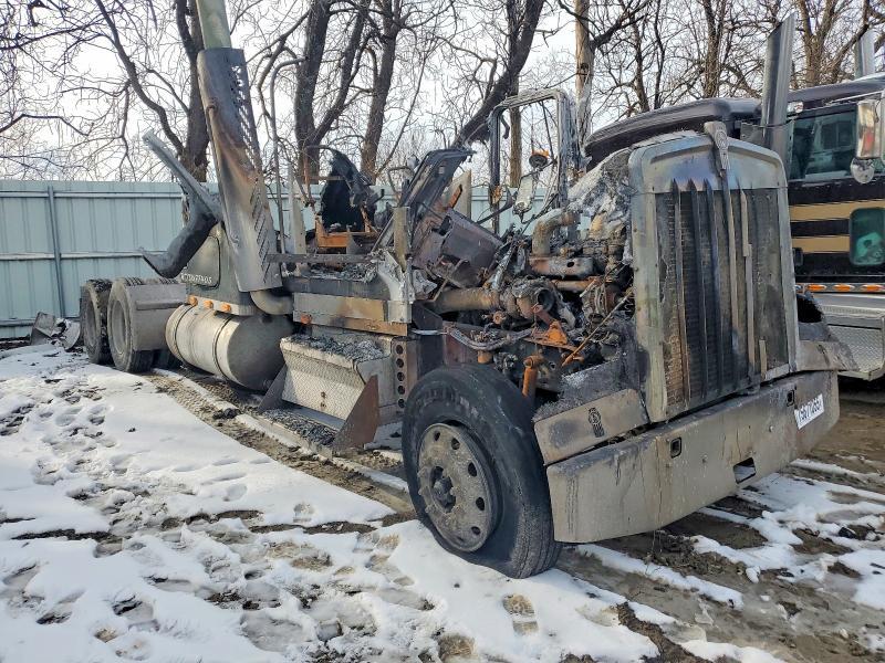 1999 Kenworth W900 Semi Truck