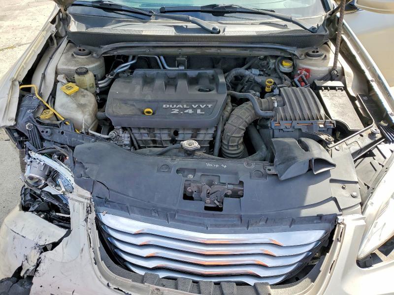 2013 Chrysler 200 lx