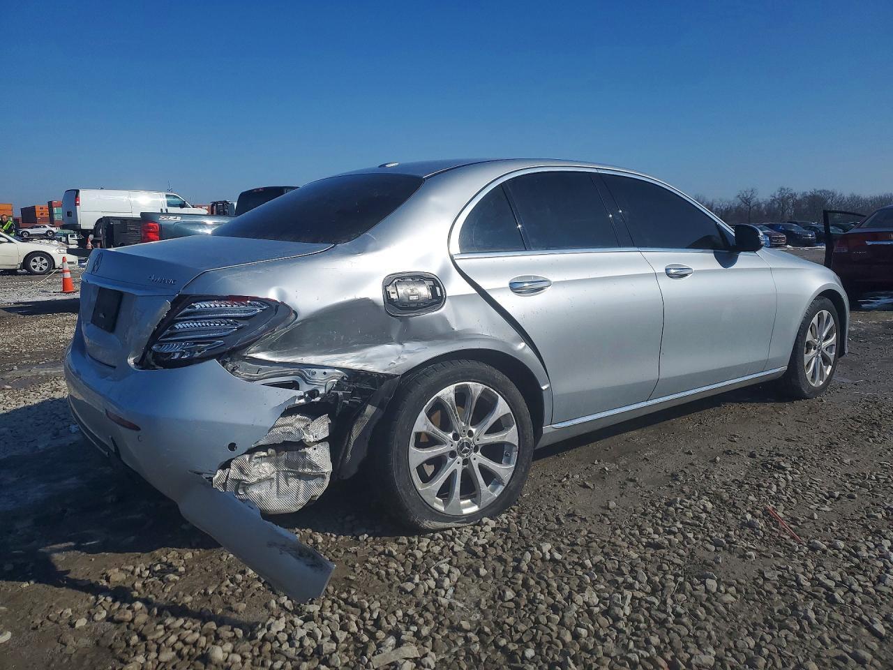 2017 Mercedes-Benz E 300 4matic