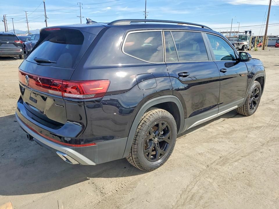 2025 Volkswagen Atlas Peak Edition se