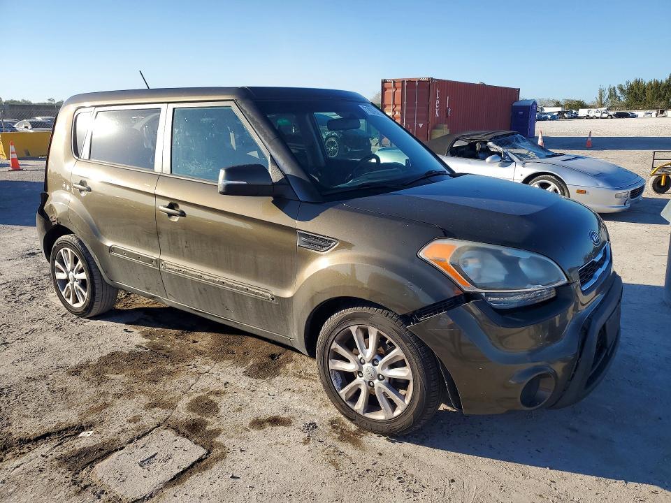 2012 KIA Soul +