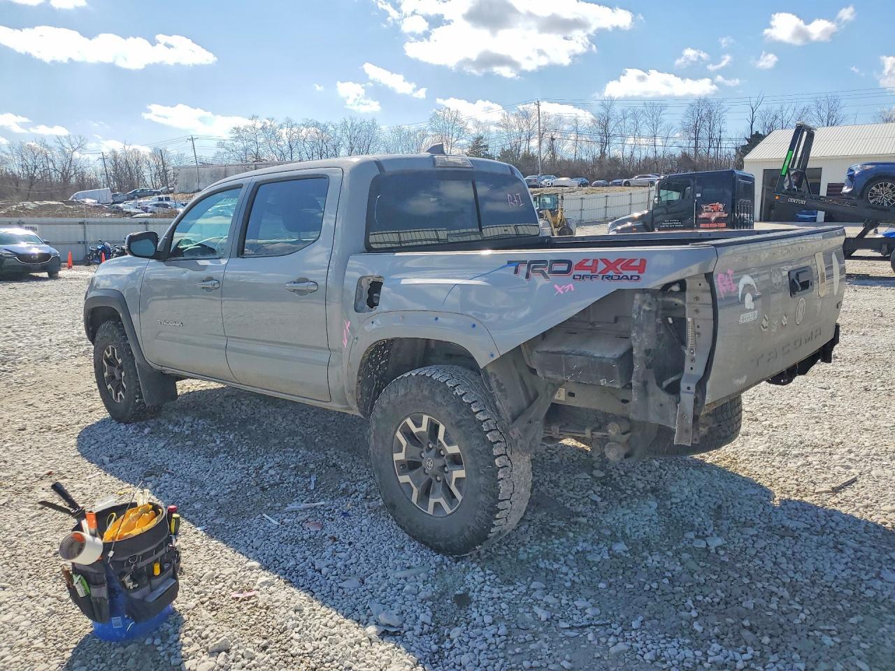 2018 Toyota Tacoma TRD OFF-Road
