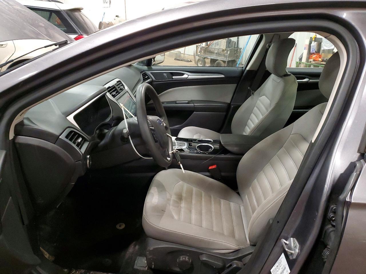 2014 Ford Fusion s