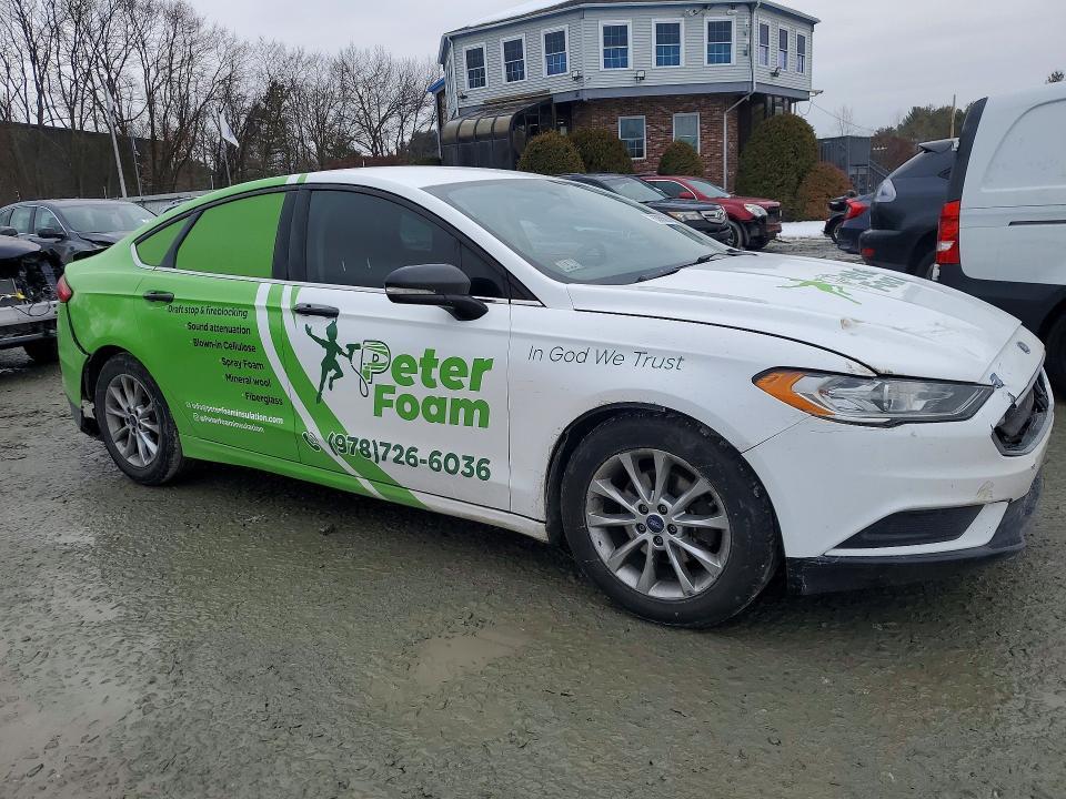2017 Ford Fusion se