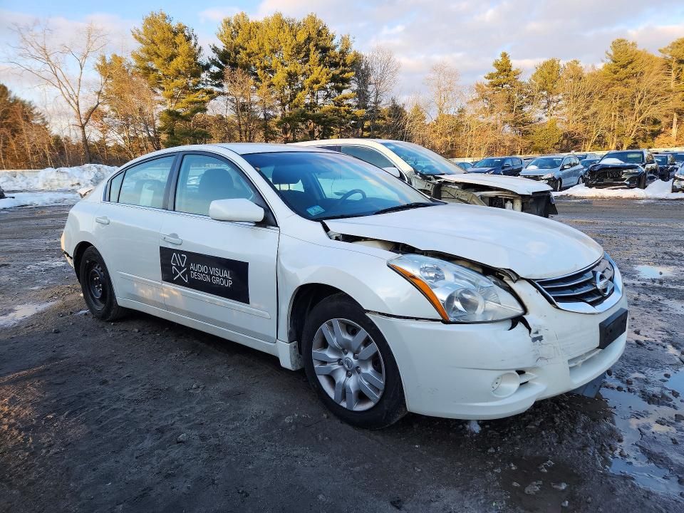 2011 Nissan Altima Base