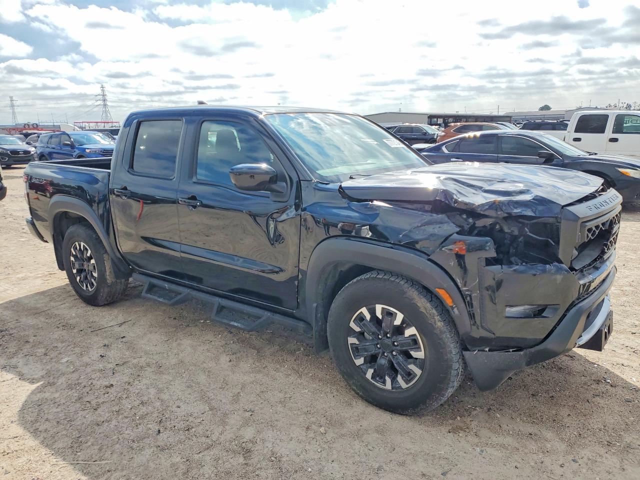 2024 Nissan Frontier s