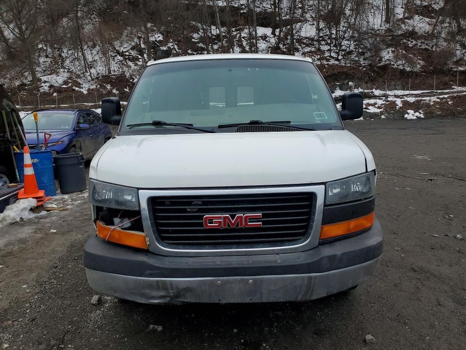 2015 GMC Savana G2500