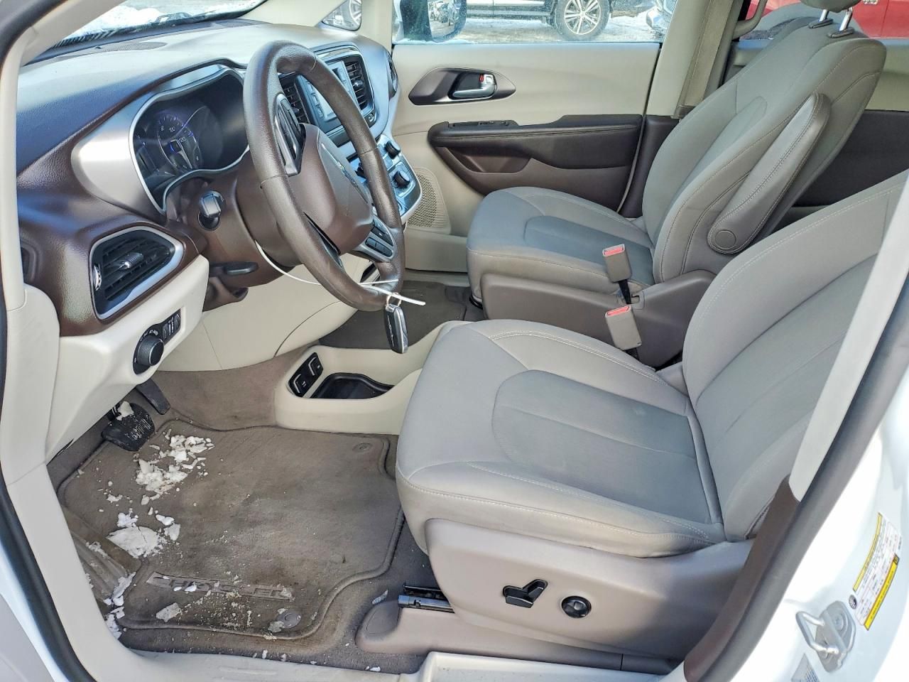 2017 Chrysler Pacifica Touring