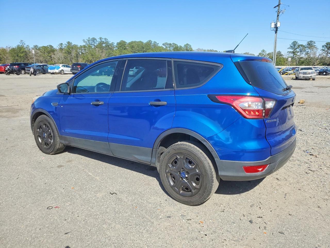 2017 Ford Escape s