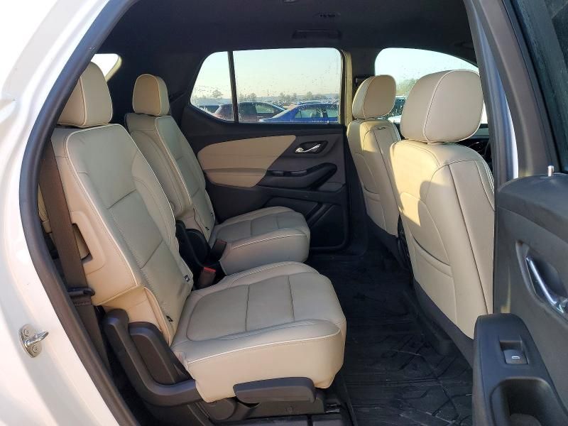 2022 Chevrolet Traverse Premier