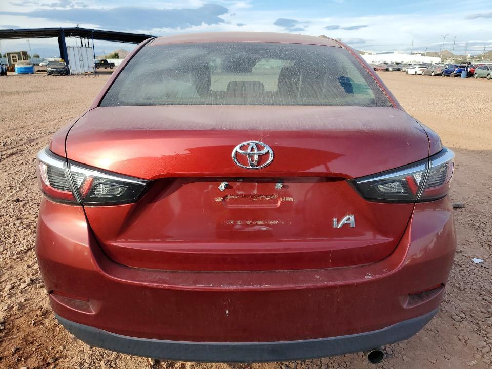 2018 Toyota Yaris ia Base