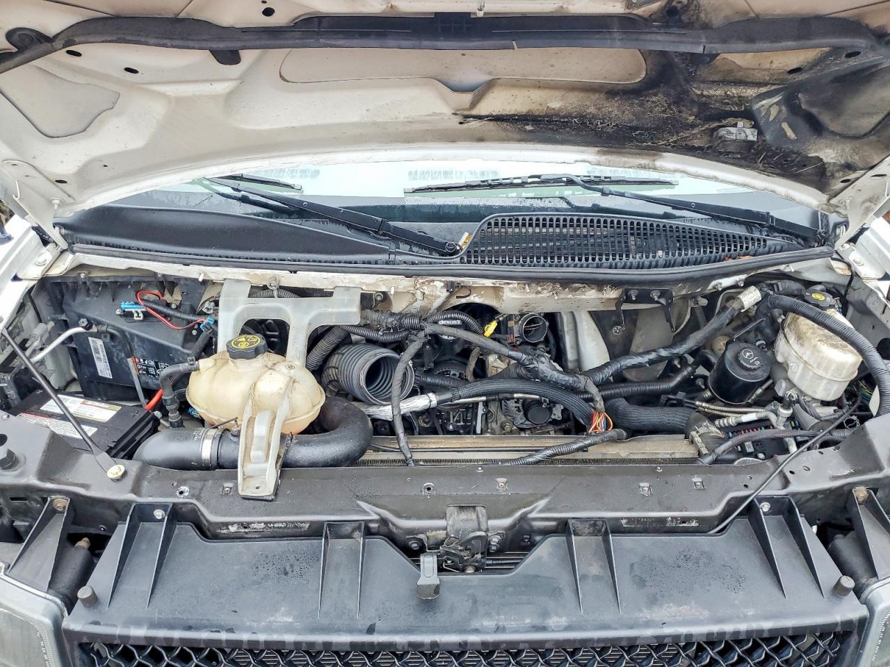 2019 Chevrolet Express G3500 LS  2.8L 4C Tdsl Passenger