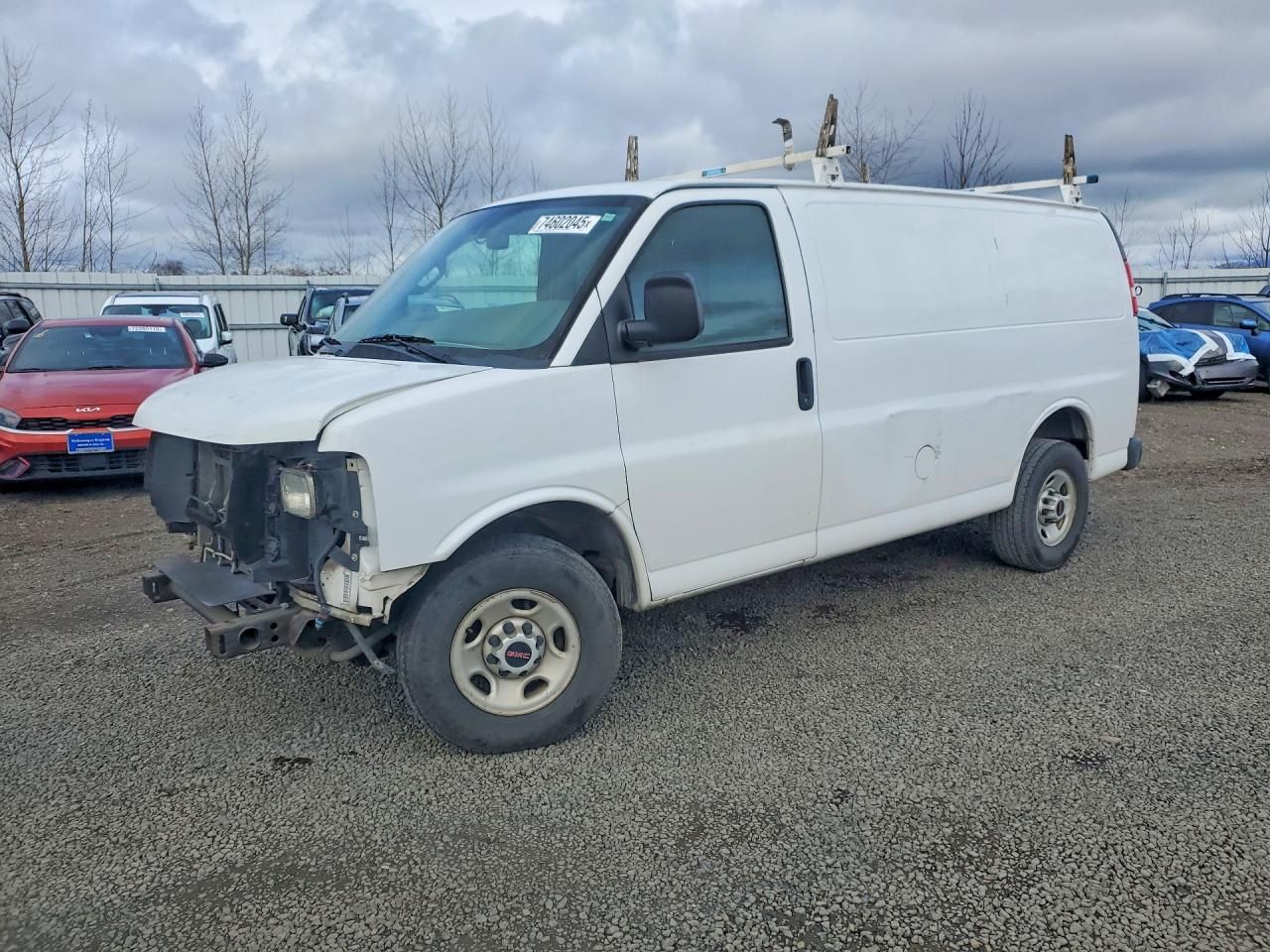 2017 GMC Savana G2500 Utility / Service Van