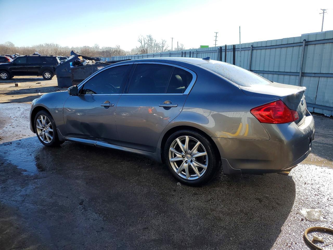 2011 Infiniti G37 Sedan x