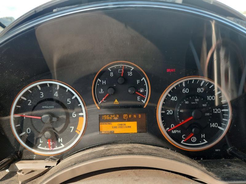 2012 Nissan Titan SV