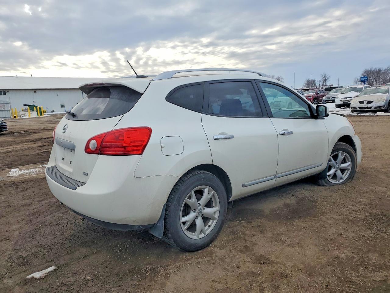 2011 Nissan Rogue s