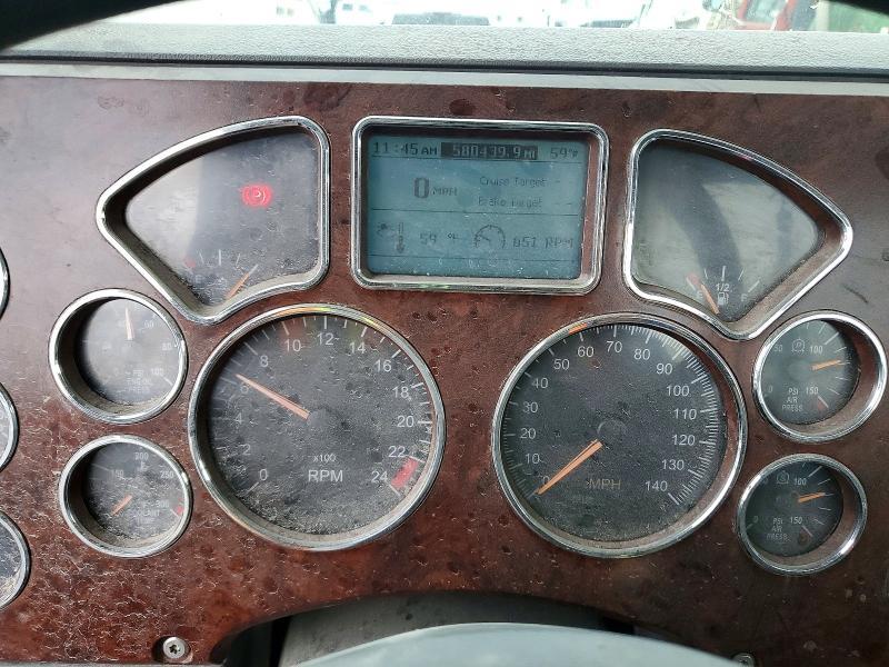 2015 Mack 600 CXU613-Semi Truck