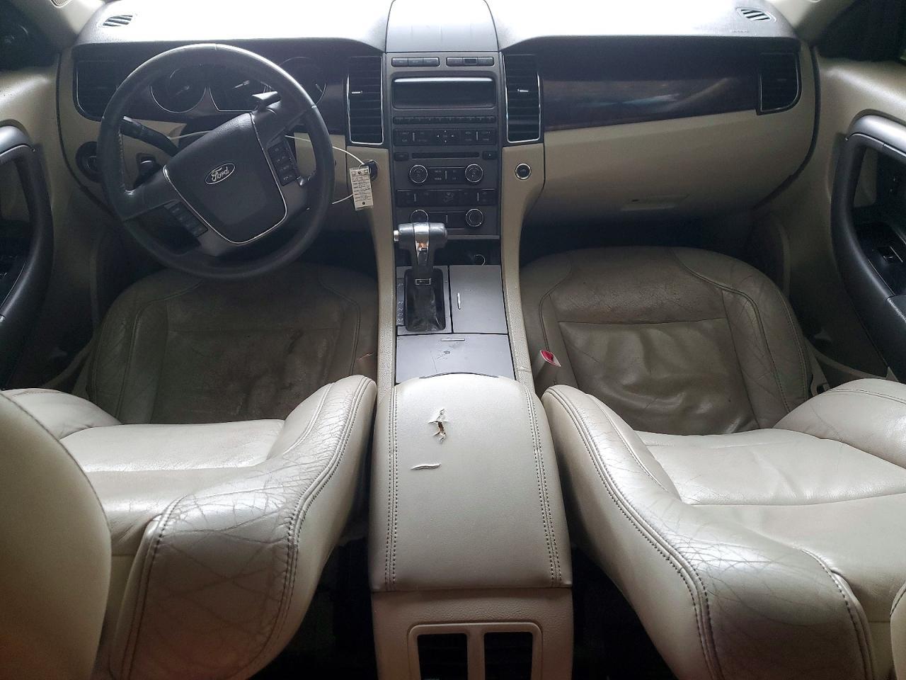 2010 Ford Taurus SEL
