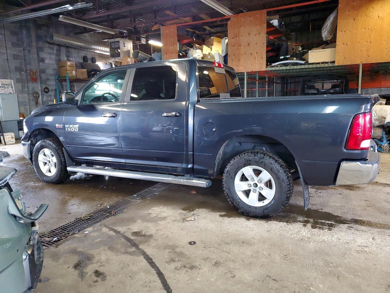 2017 Dodge RAM 1500 SLT