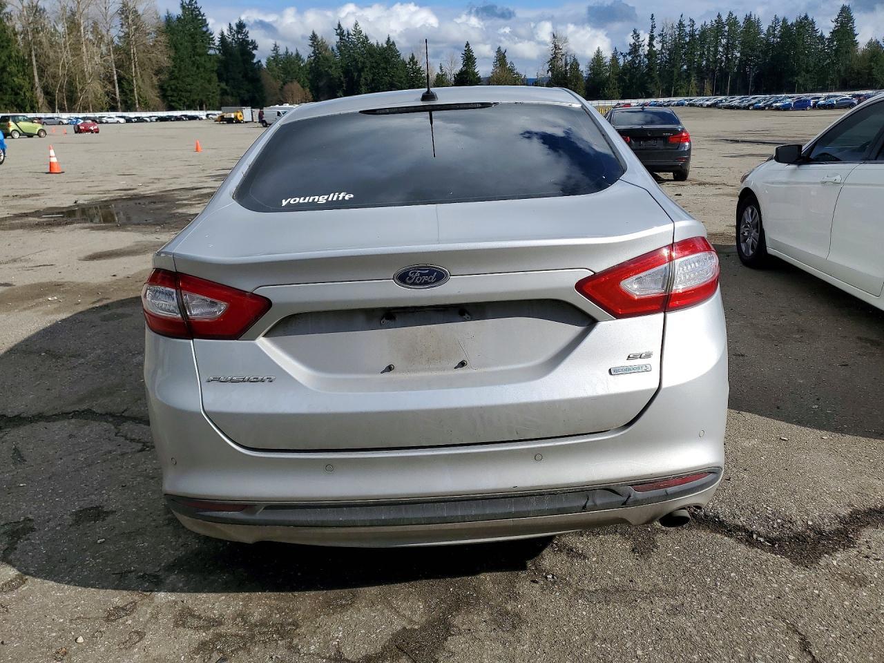 2016 Ford Fusion se