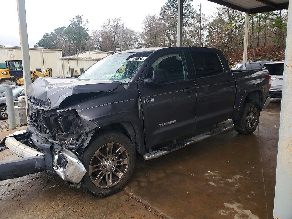 2016 Toyota Tundra SR5