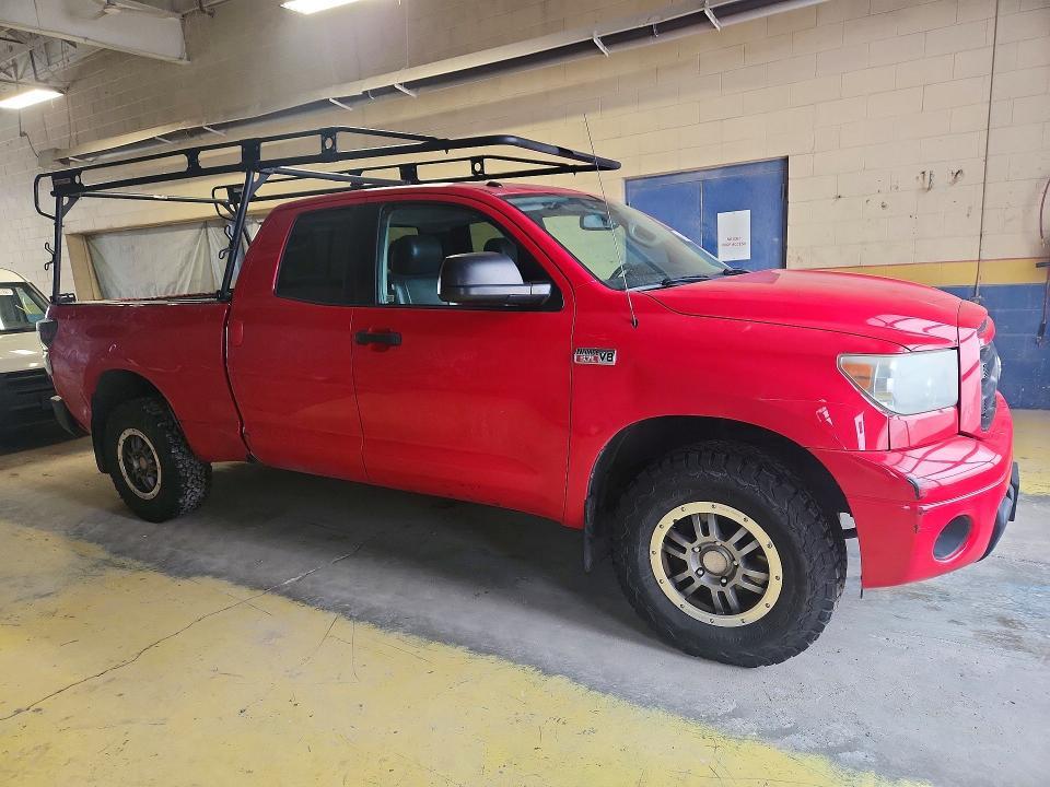 2013 Toyota Tundra Double Cab SR5
