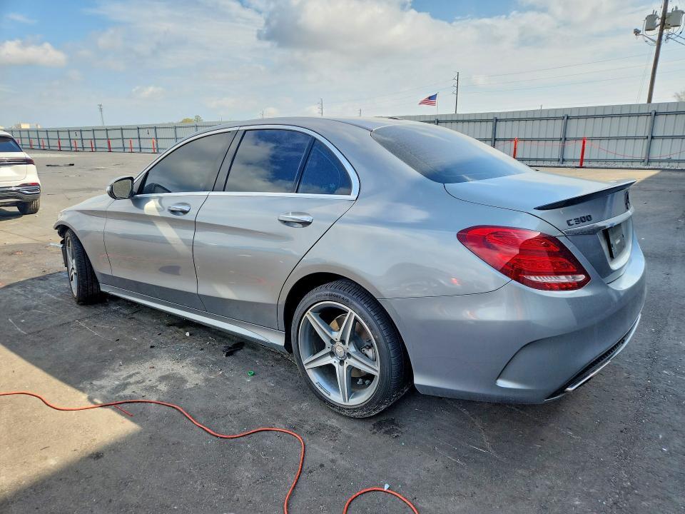 2015 Mercedes-Benz C300