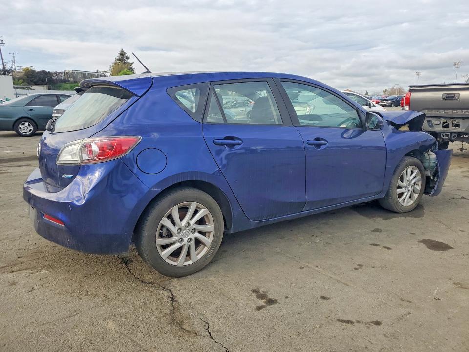 2012 Mazda 3 I