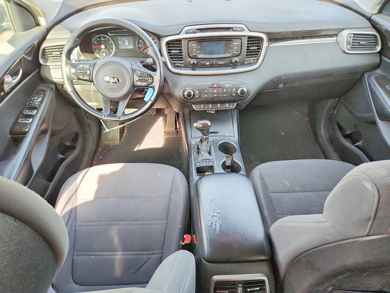 2016 KIA Sorento lx
