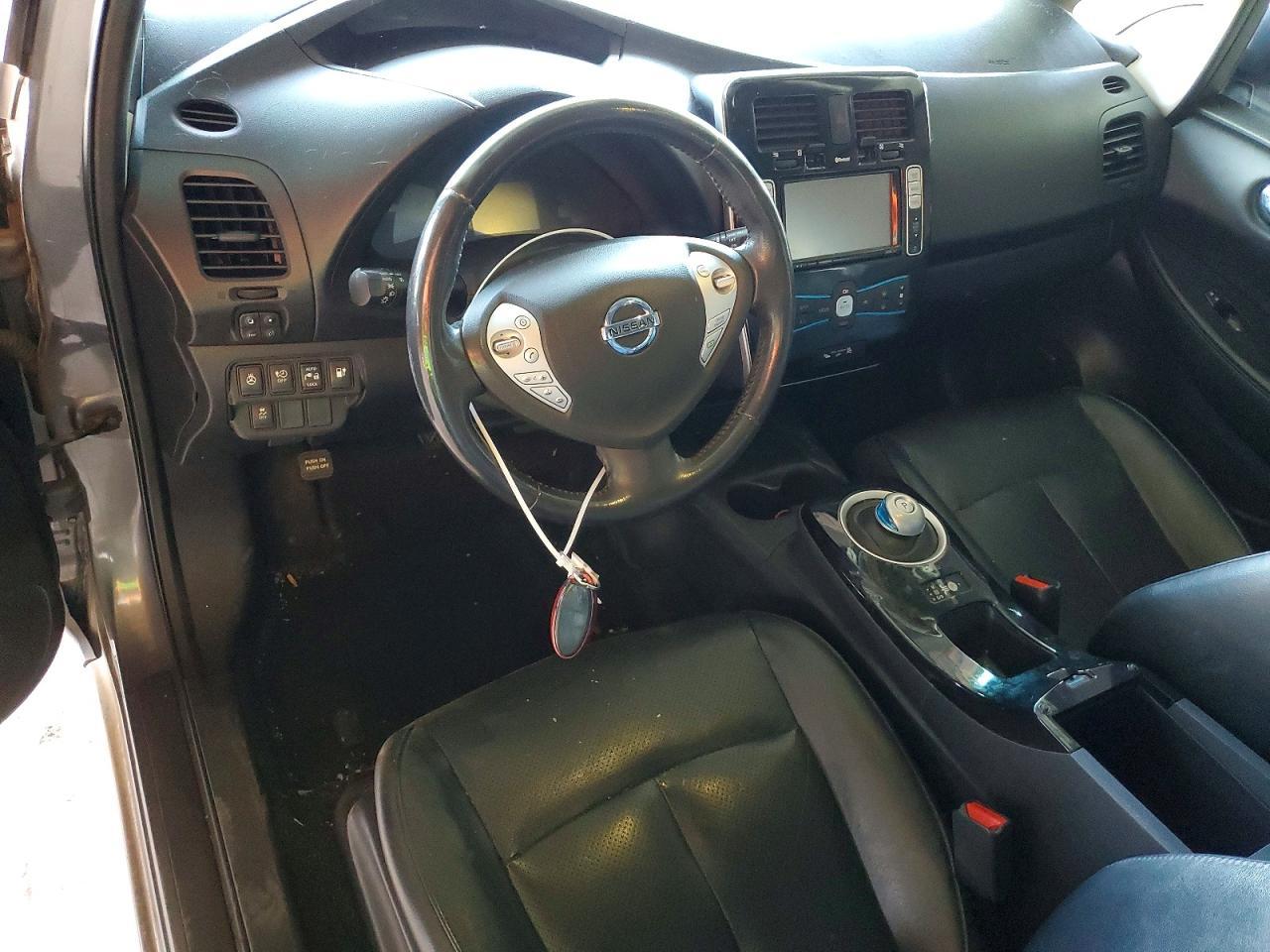 2015 Nissan Leaf s