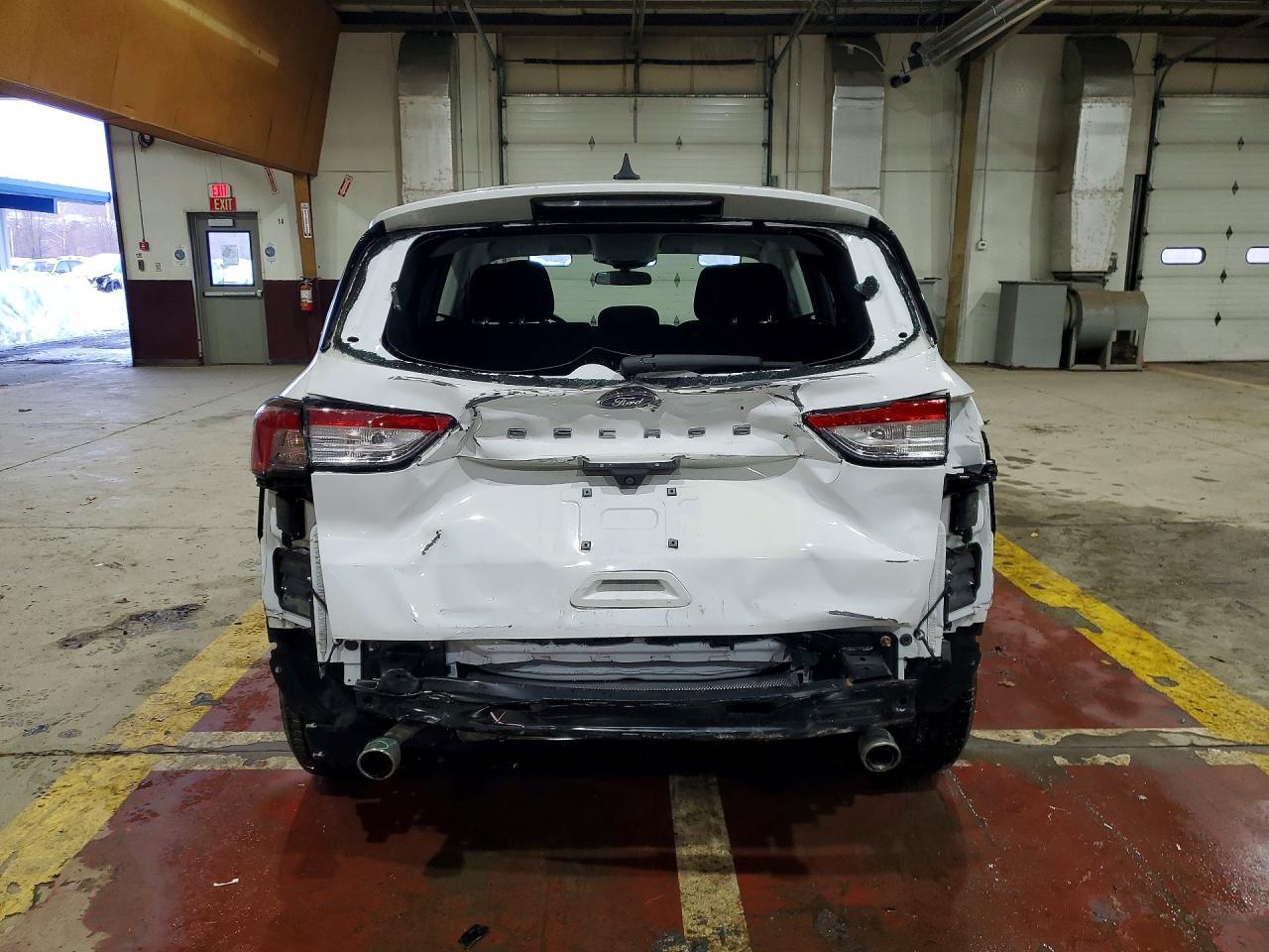 2022 Ford Escape s
