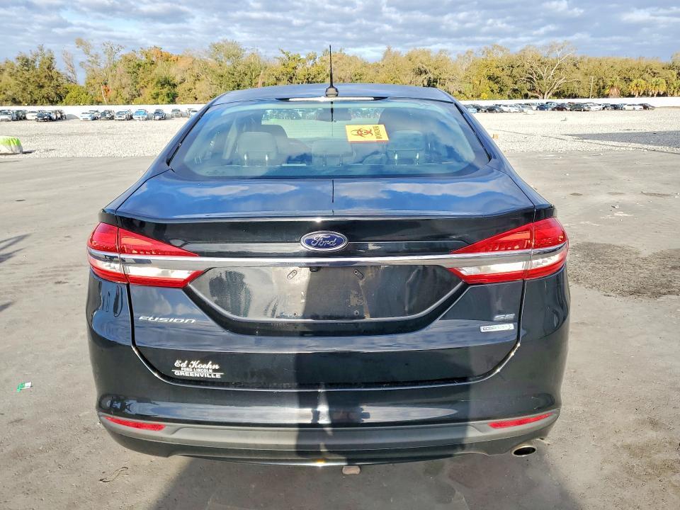 2017 Ford Fusion se