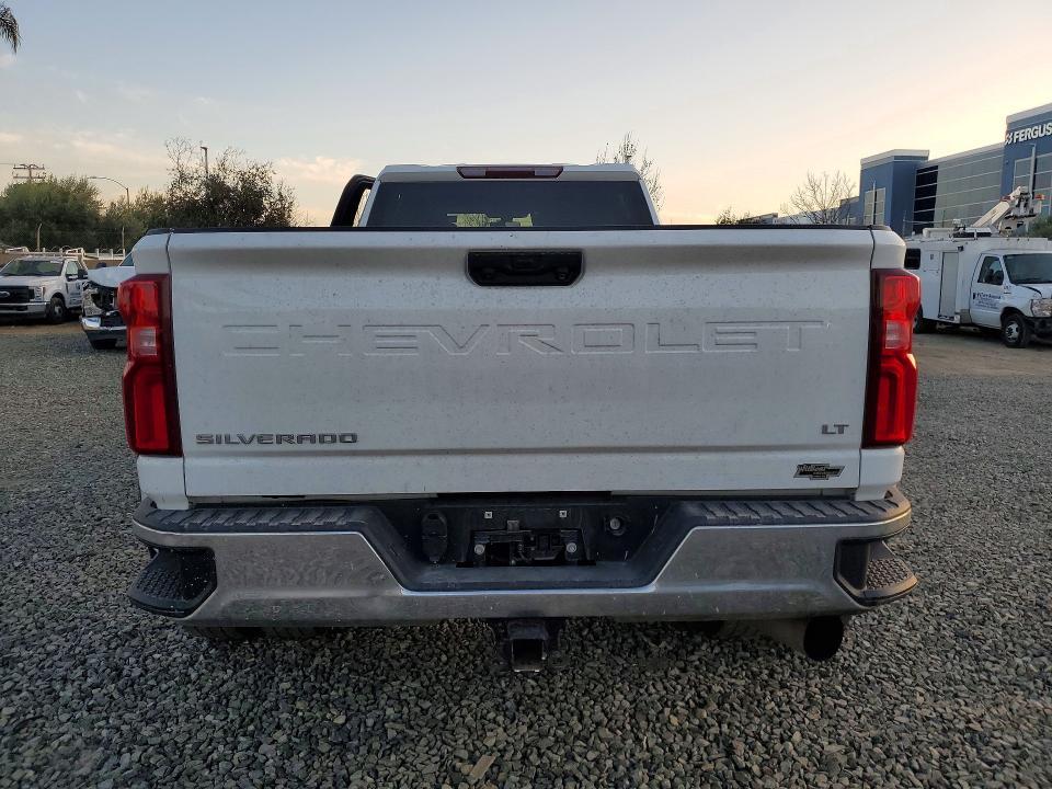 2023 Chevrolet Silverado K3500 LT