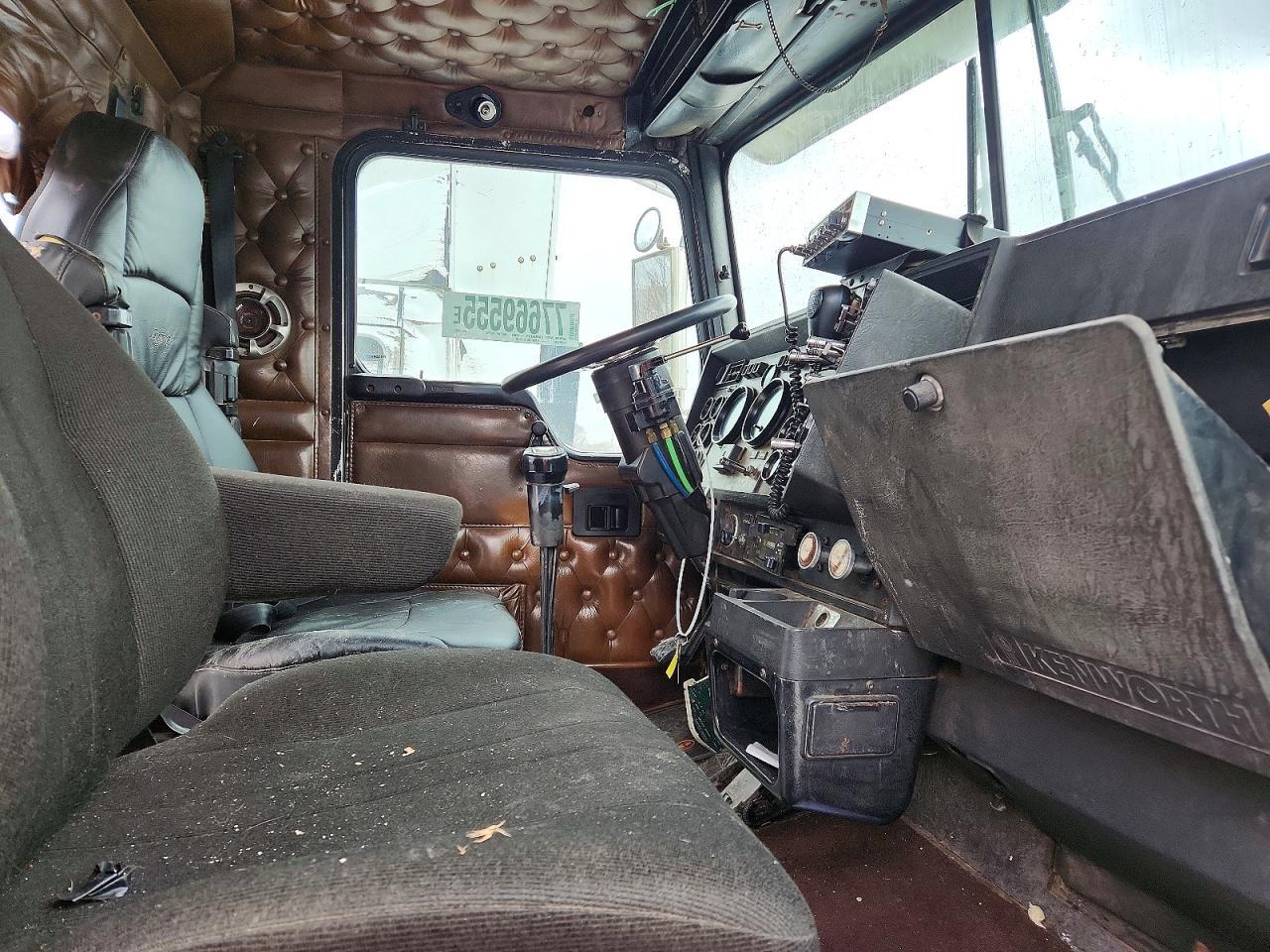 1996 Kenworth W900 Semi Truck