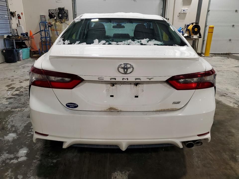 2022 Toyota Camry se