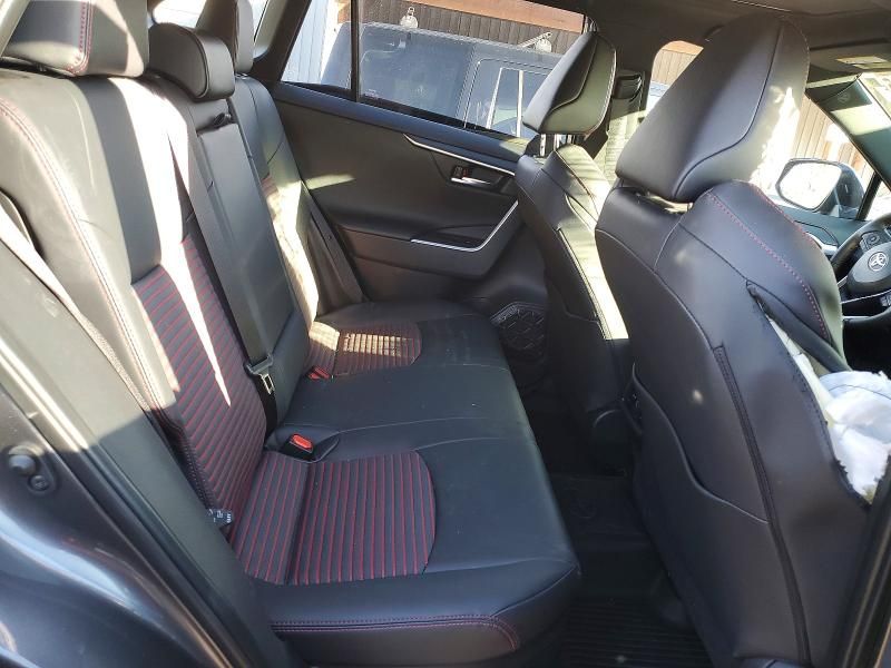 2025 Toyota Rav4 xse