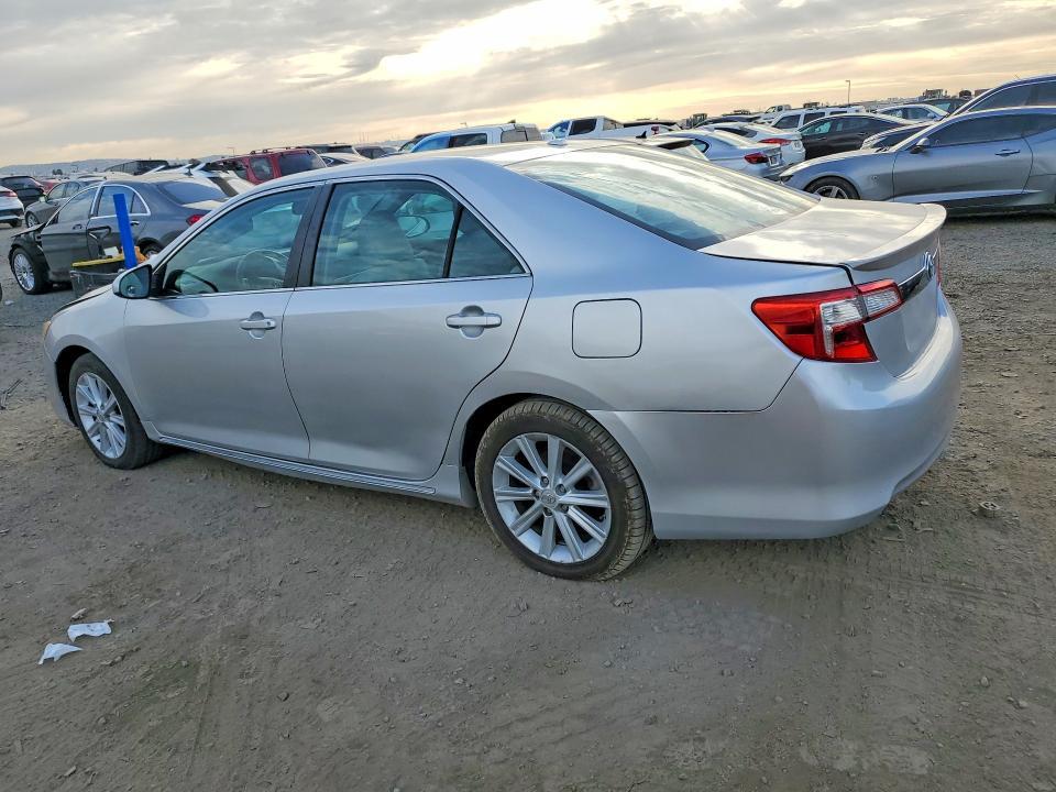 2013 Toyota Camry Hybrid