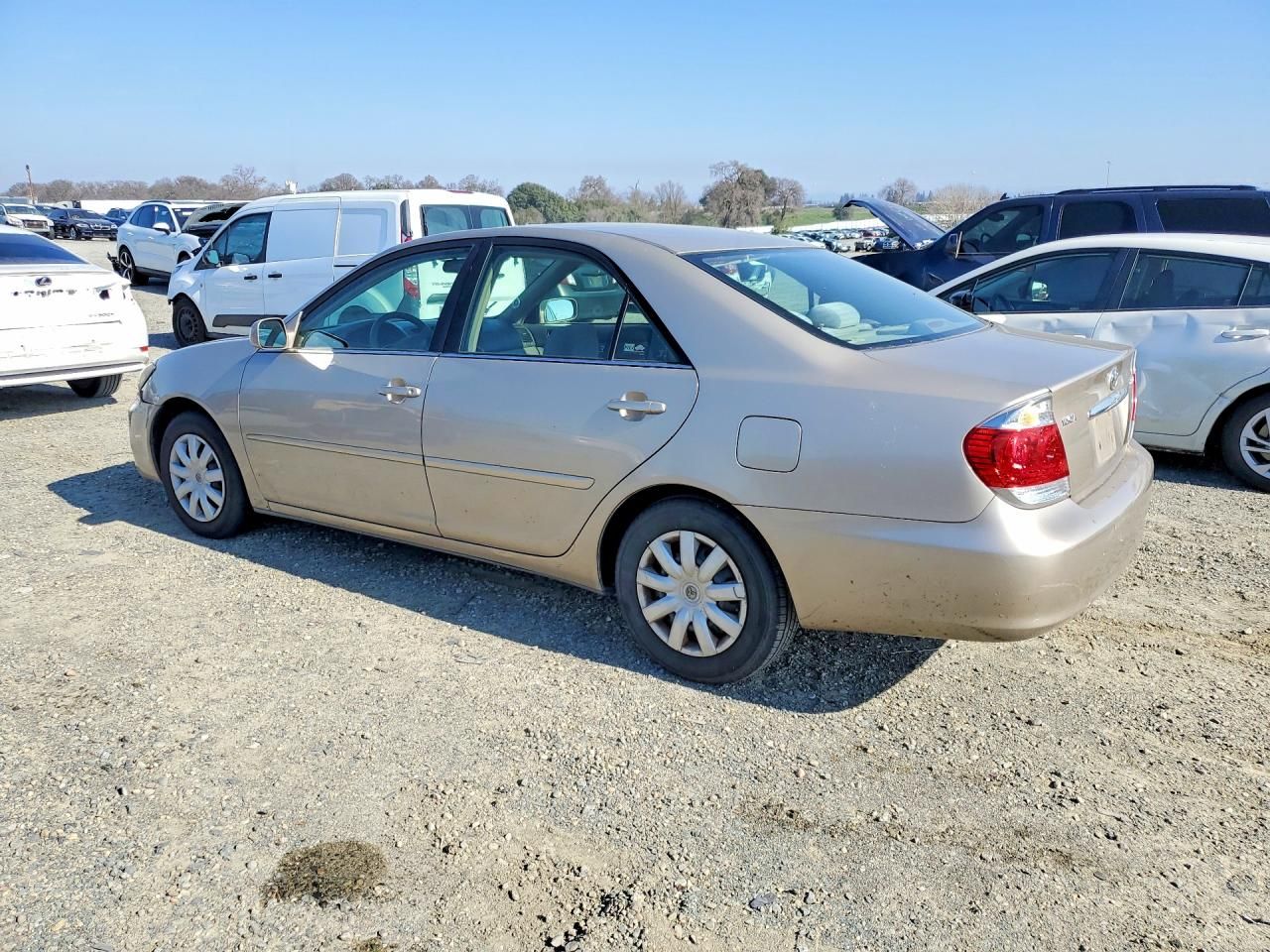 2005 Toyota Camry le