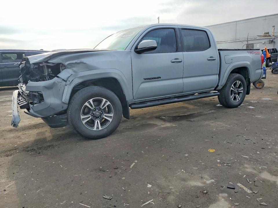 2018 Toyota Tacoma TRD Sport