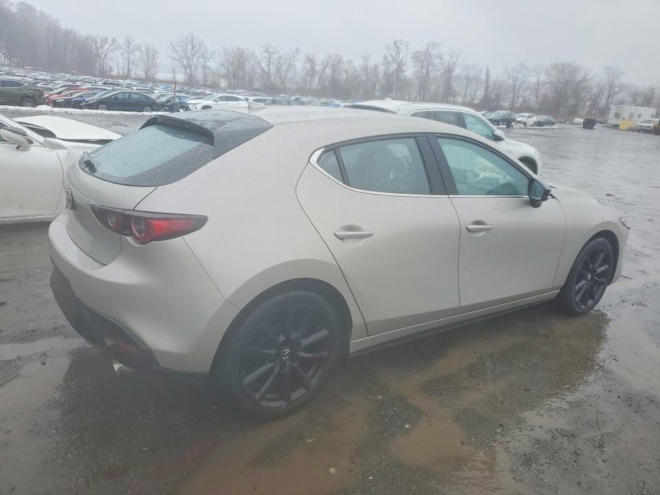 2023 Mazda 2