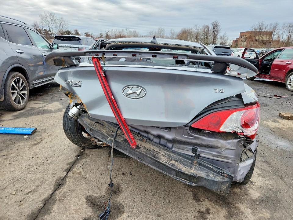 2010 Hyundai Genesis Coupe 3.8l Track