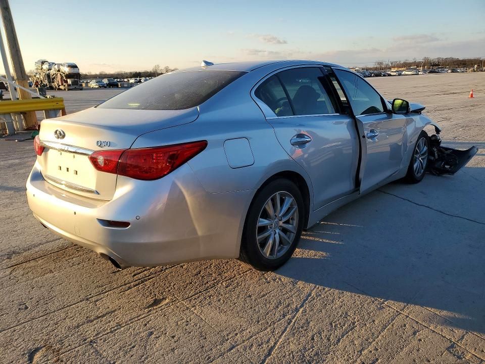 2016 Infiniti Q50 Premium