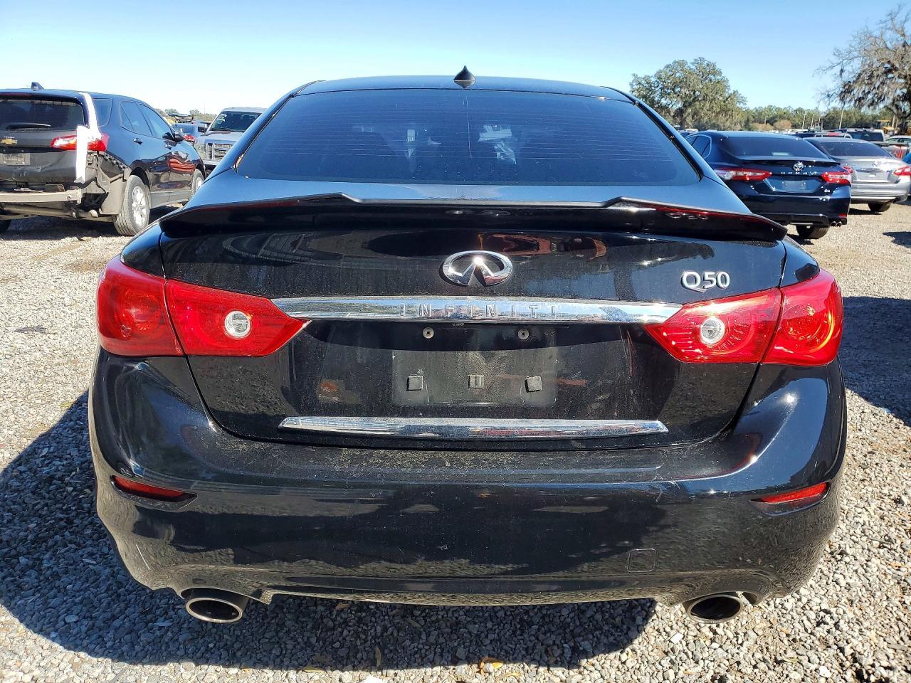 2015 Infiniti Q50 Base