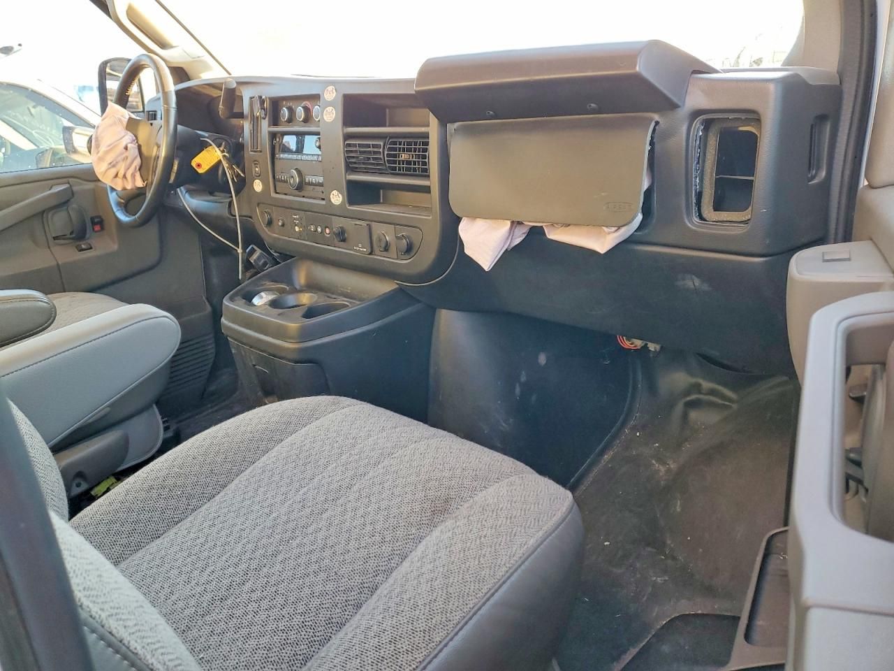 2022 Chevrolet Express Utility / Service Truck