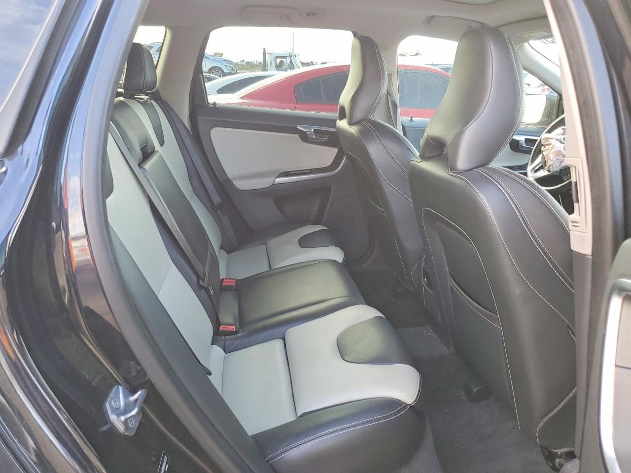 2017 Volvo Xc60 T5 Dynamic