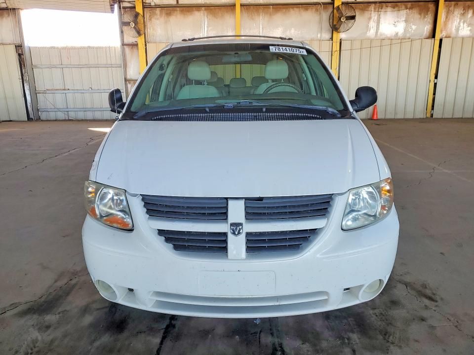2006 Dodge Grand Caravan sxt