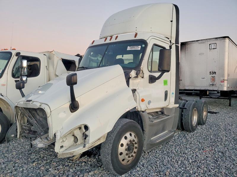 2015 Freigliner 2015 Freightliner Cascadia Semi Truck