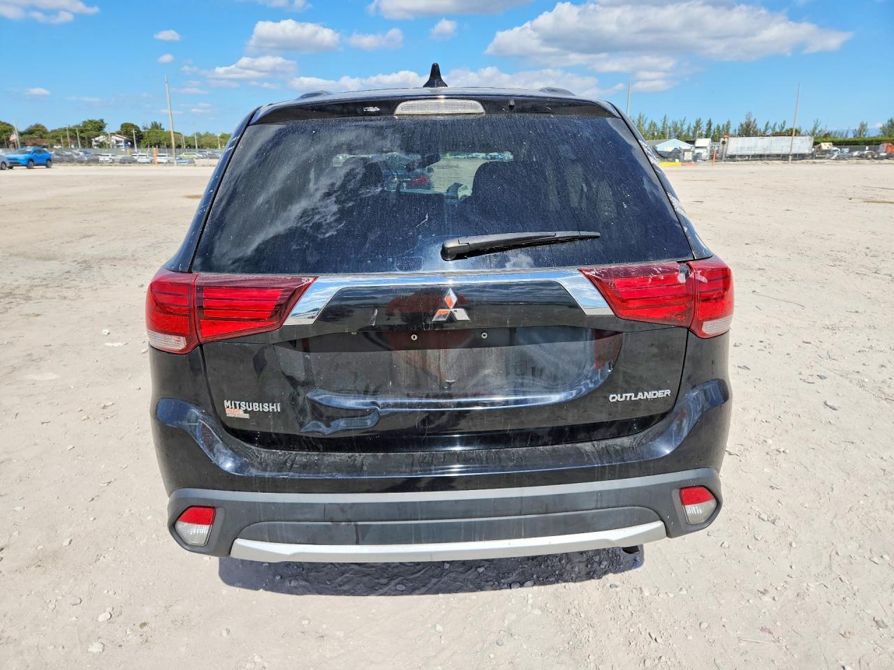 2017 Mitsubishi Outlander se