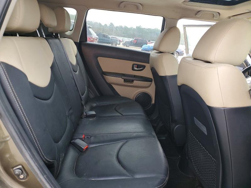2012 KIA Soul +