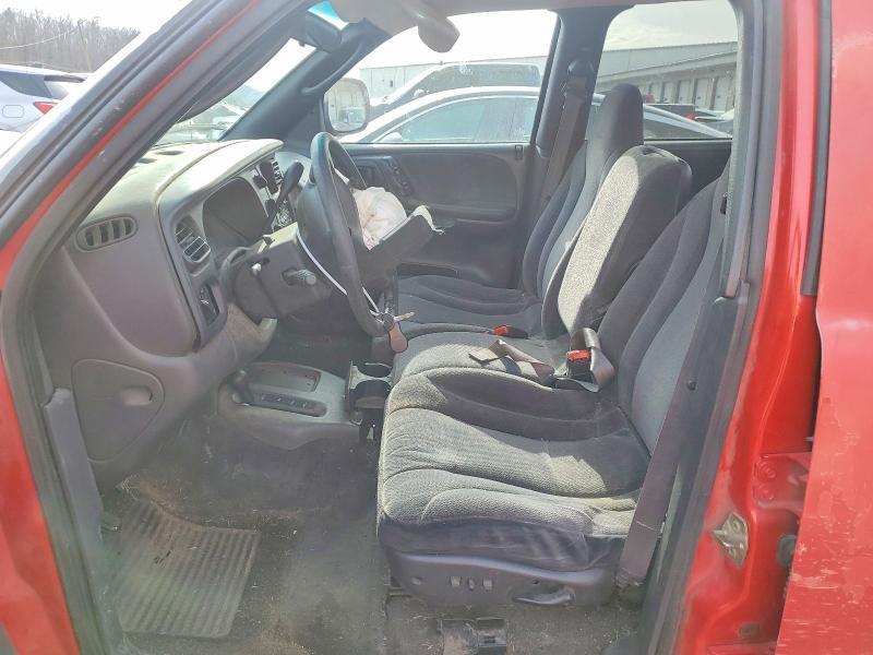 2000 Dodge Dakota Quattro